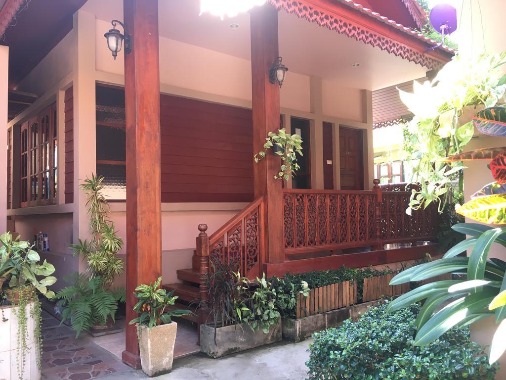 Chok-Wasana Guest House Meszariang Kültér fotó