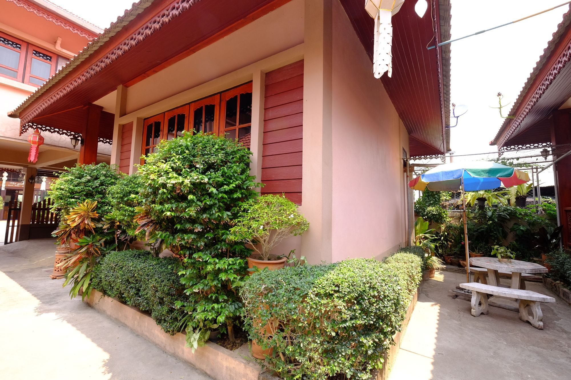 Chok-Wasana Guest House Meszariang Kültér fotó